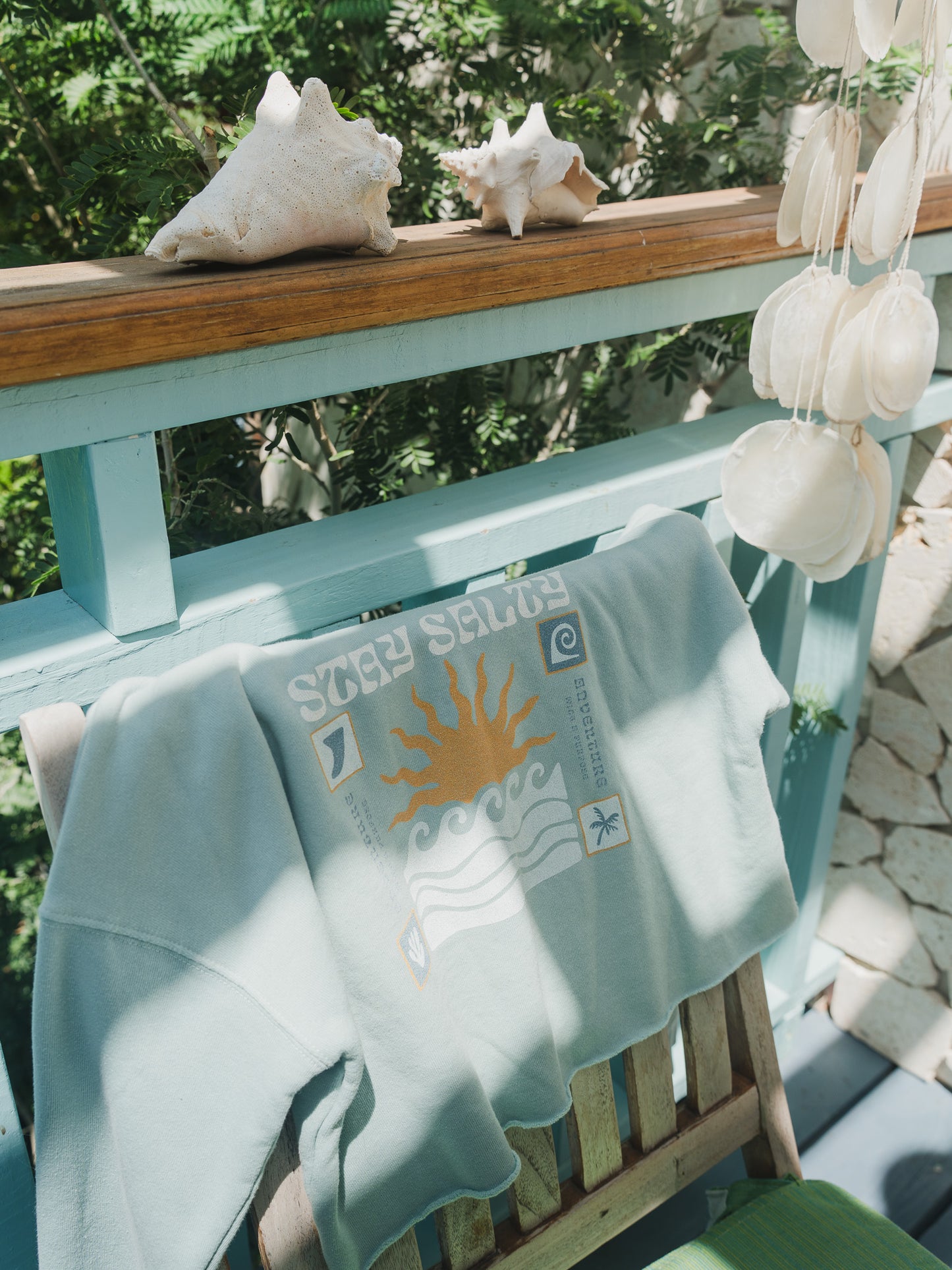 Stay Salty Women's Cropped Sweatshirt